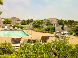 Beach Plumb Village Nantucket