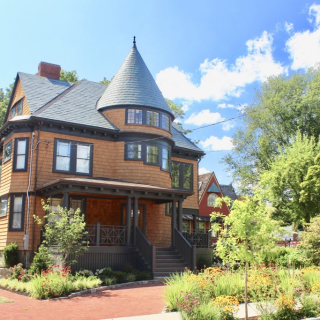 Gooch St. Melrose Weinmayr/Jay Brick Drive